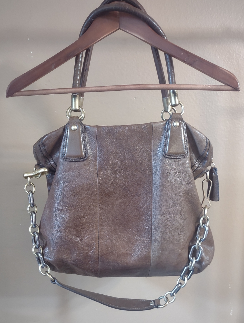 Coach Vintage Brown Leather Shoulder Bag with Chain Strap - Picture 4 of 16